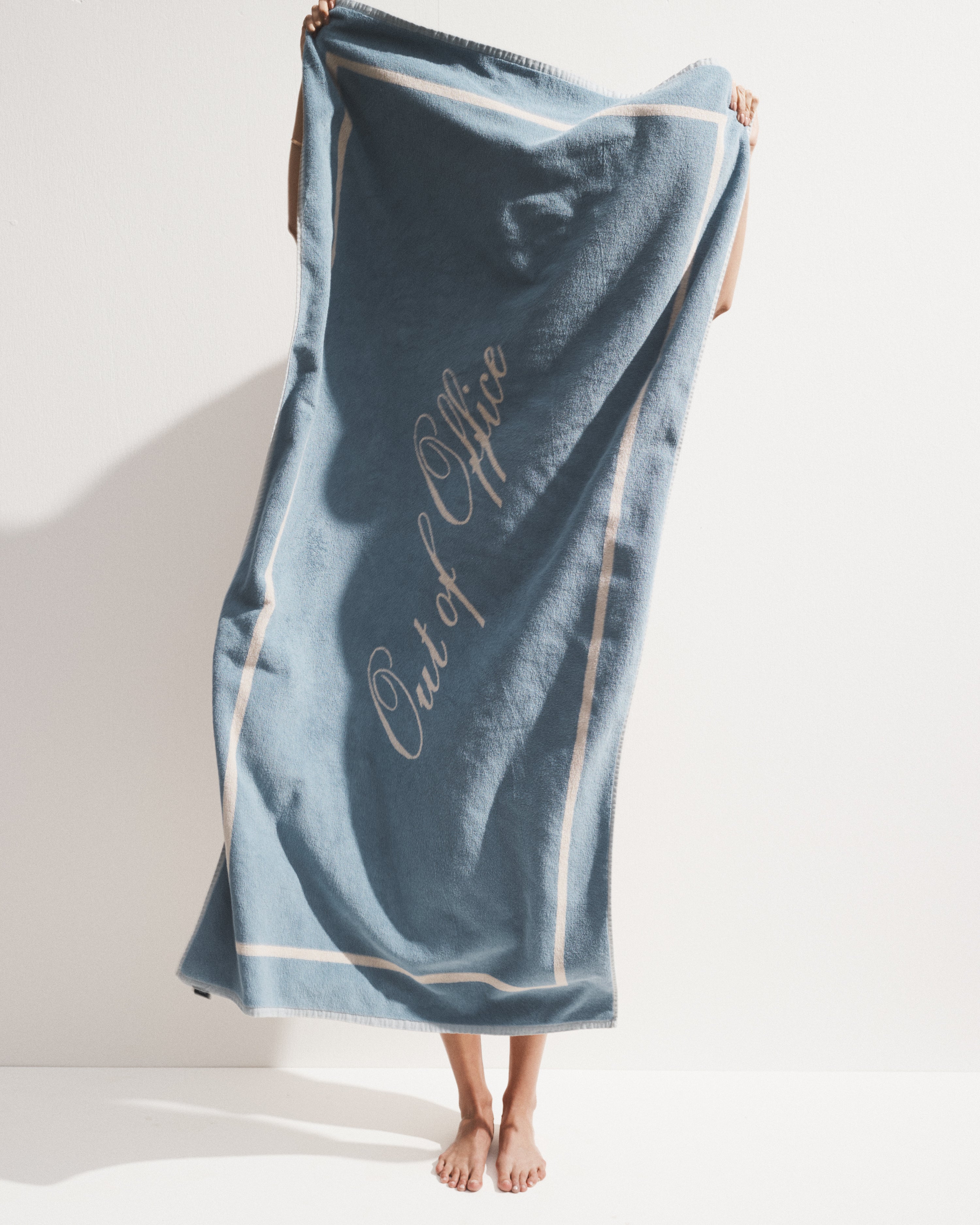 Out Of Office Cotton Logo Beach towel washed blue